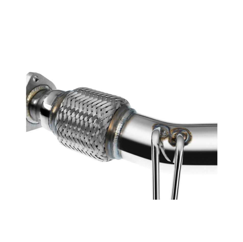 Gros plan sur le flexible tressé et les soudures du downpipe Audi A6 2.0 TDI PD